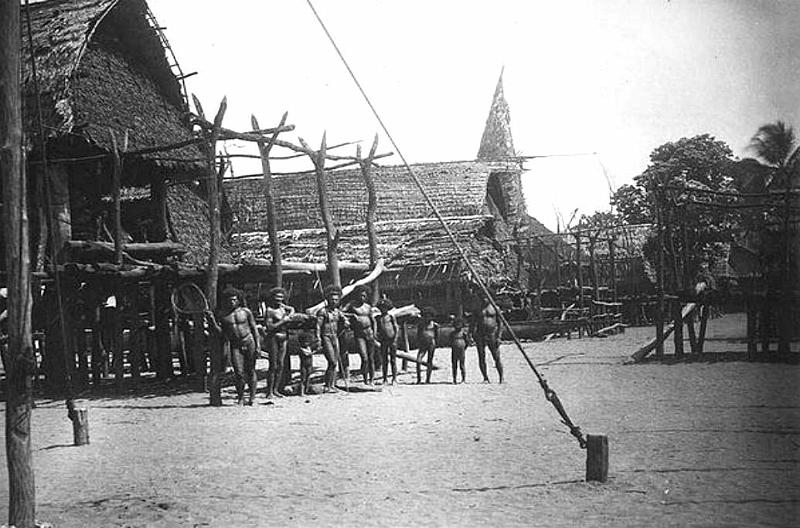 HistPOM-09-1885 .jpg - Hood Bay 1885 (source: https://sites.google.com/site/moresbyhistory/; accessed: 3.2.2013)